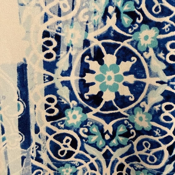 Blue and Green Patterned Women's Top - Picture 5 of 6